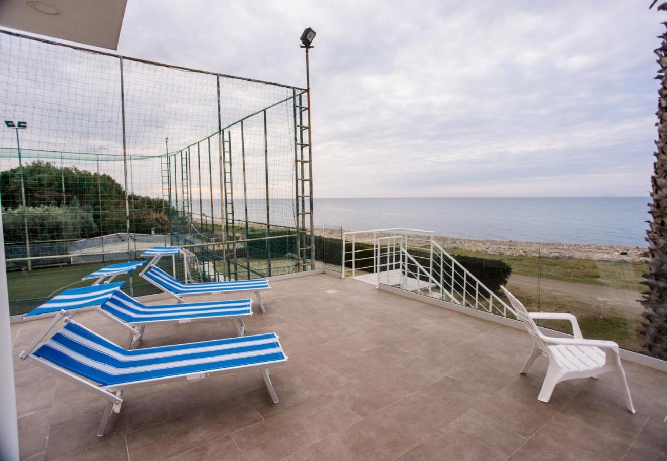 Il Geranio - Resort & Suites Acquedolci Exterior photo