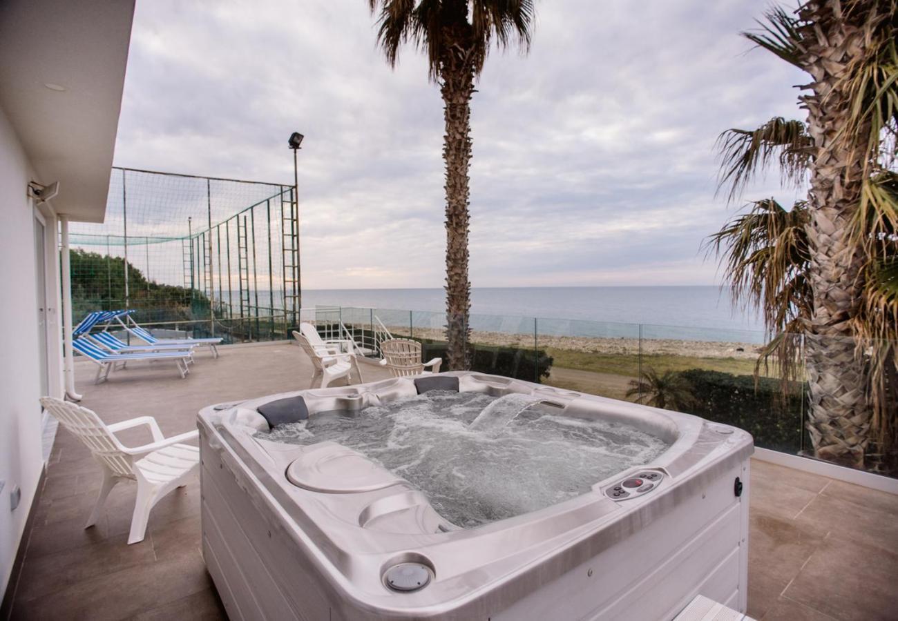 Il Geranio - Resort & Suites Acquedolci Exterior photo
