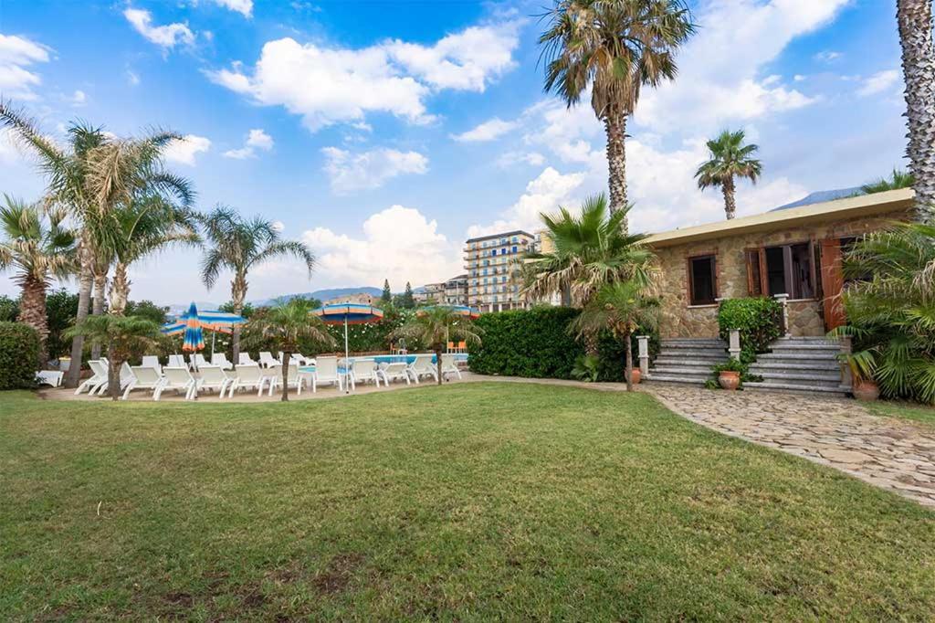 Il Geranio - Resort & Suites Acquedolci Exterior photo