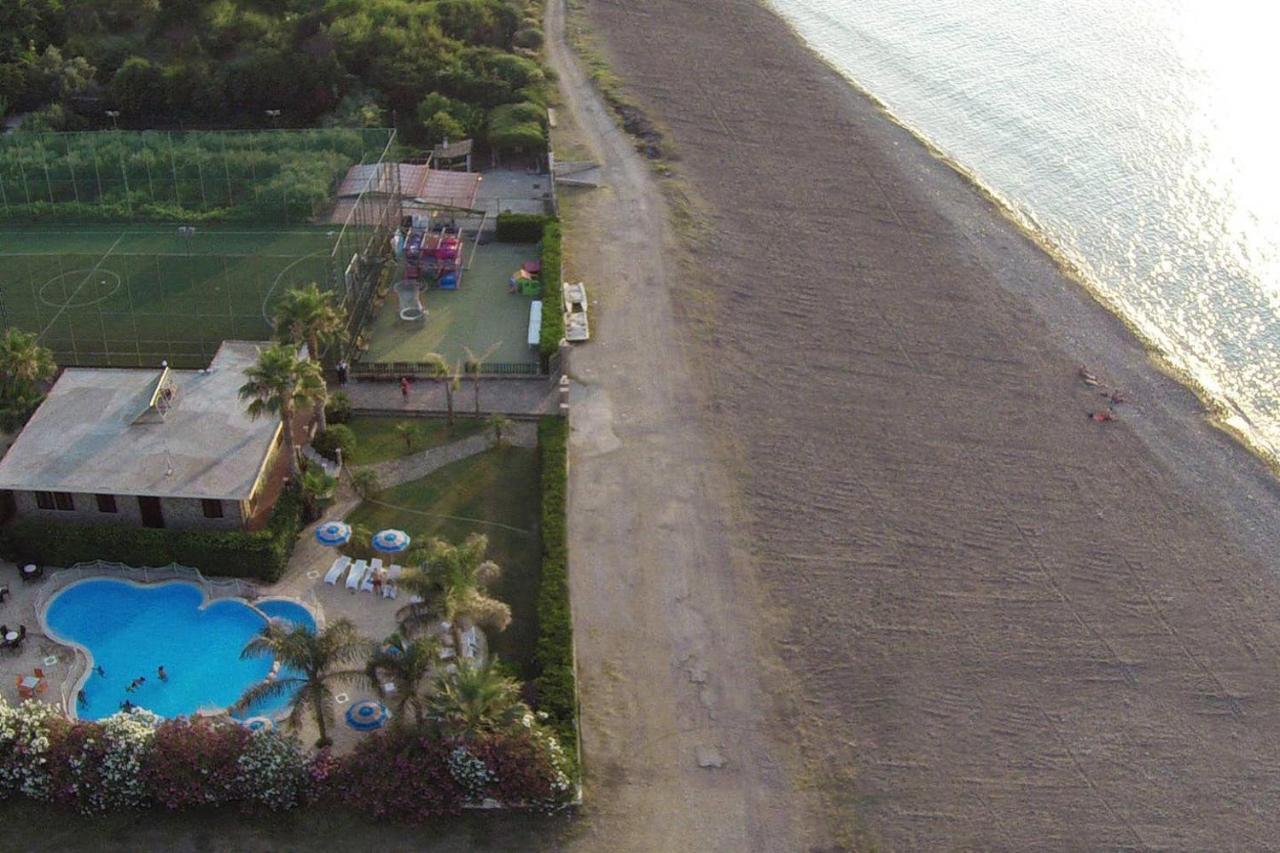 Il Geranio - Resort & Suites Acquedolci Exterior photo